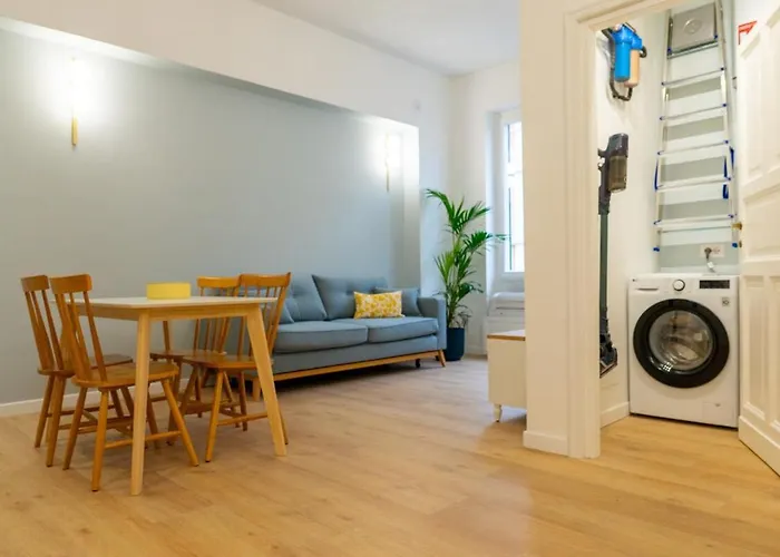 Apartment Near Colosseo Spacious In San Giovanni Rom