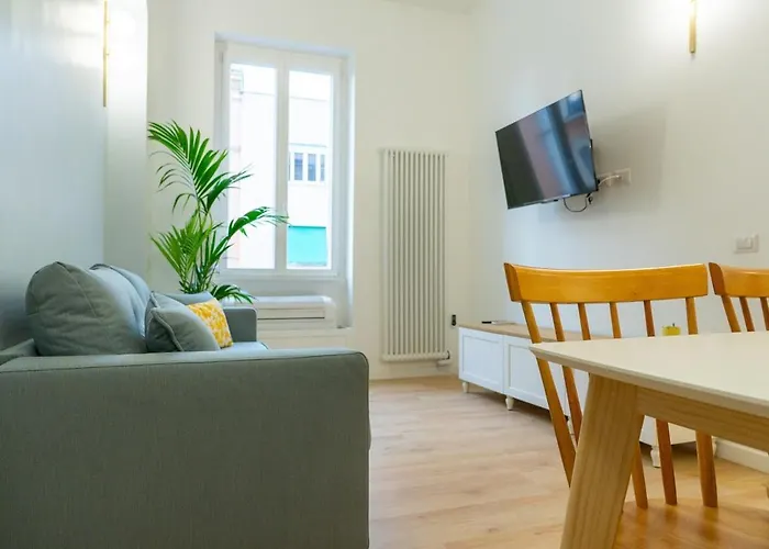 Appartement Near Colosseo Spacious In San Giovanni *